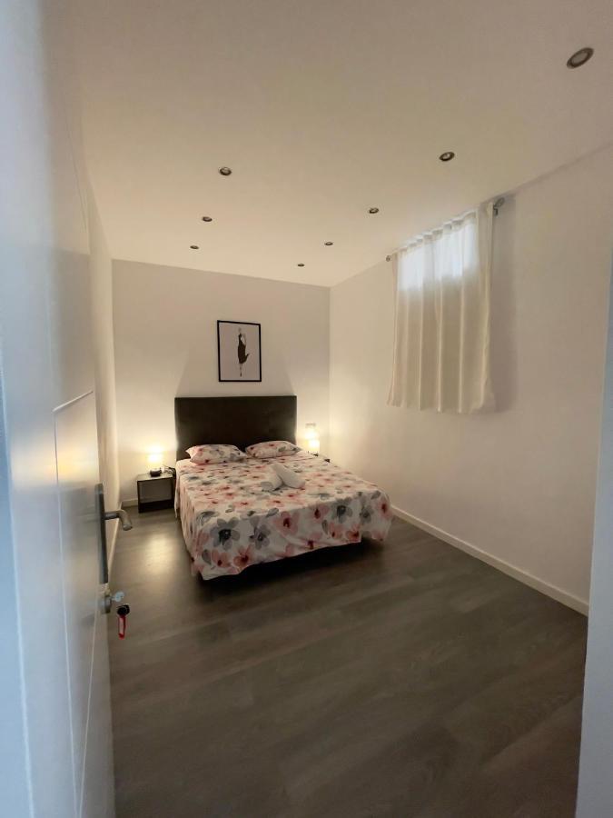 Guesthouse Barcelona Luaran gambar